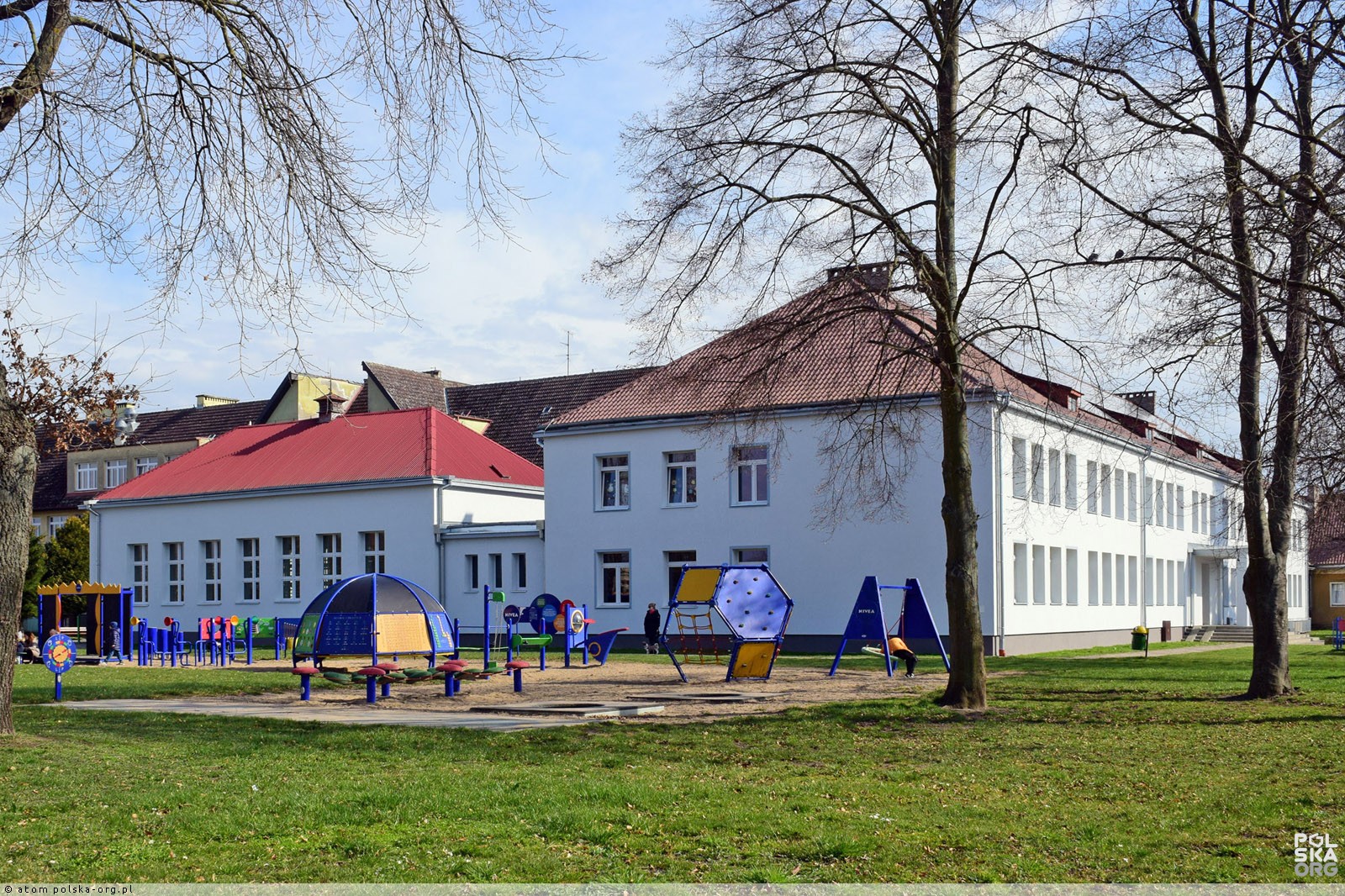 Szkoła Podstawowa z Oddziałami Integracyjnymi im. Leonida Teligi, ul Szkoła Podstawowa Nr 10 Z Oddziałami Integracyjnymi
