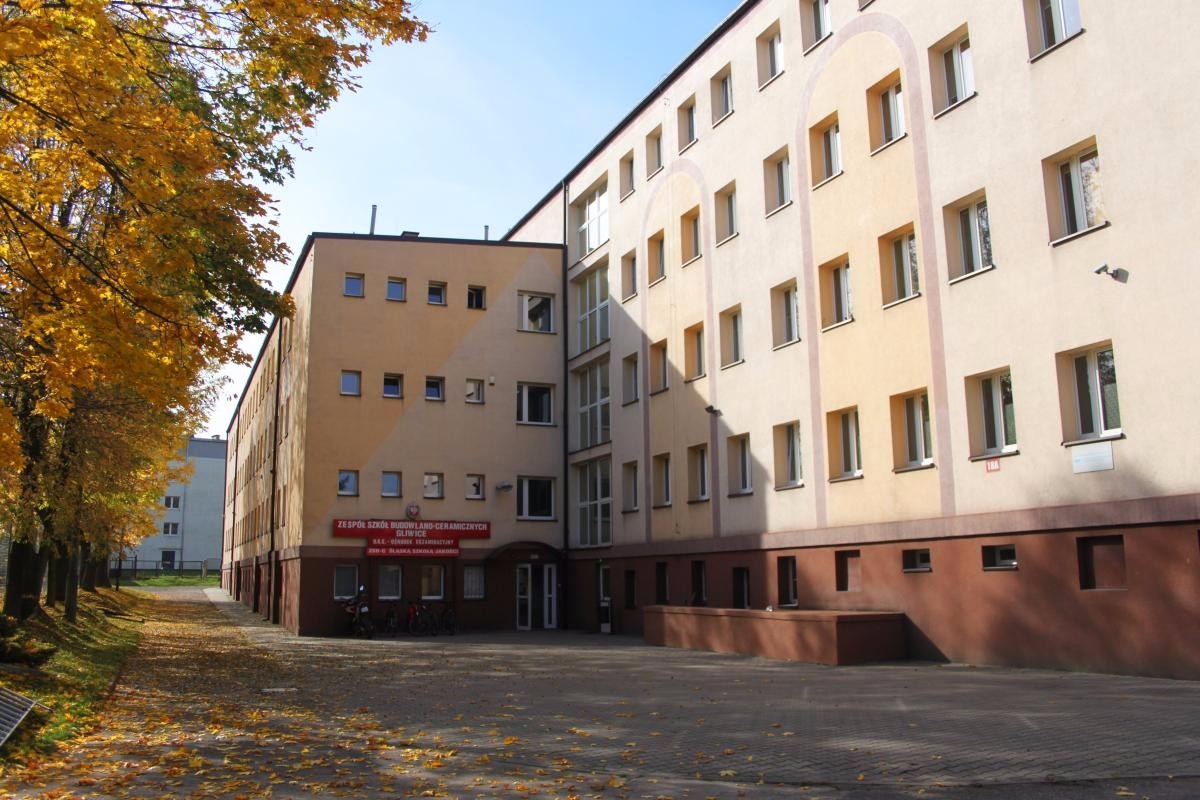 Szkoła - Zespół Szkół Budowlano-Ceramicznych w Gliwicach Zespół Szkół Budowlano Ceramicznych W Gliwicach