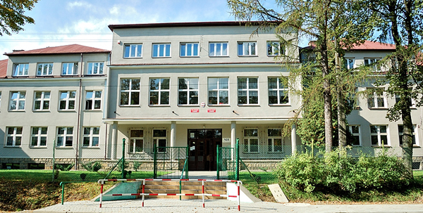 Szkoły i Przedszkola w Gminie Iwonicz-Zdrój – Oficjalna strona Gminy Szkoła Podstawowa W Iwoniczu Zdroju