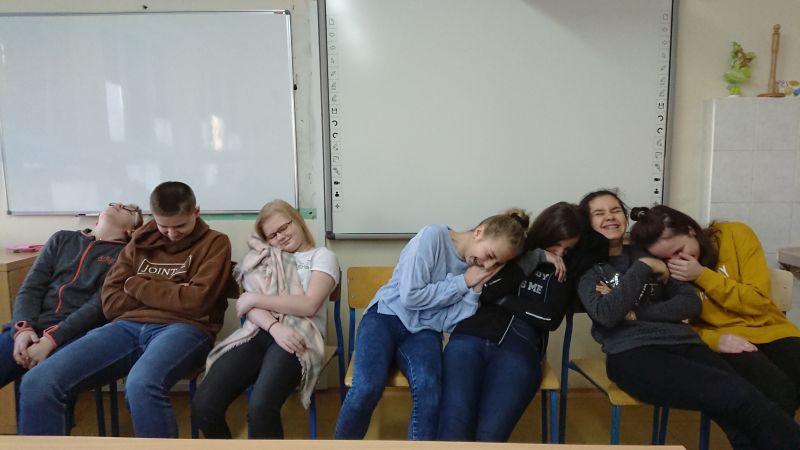 Teatrzyk Zielona Gęś ma zaszczyt przedstawić… – Szkoła Podstawowa nr 37 Teatrzyk Zielona Ges Ma Zaszczyt Przedstawic