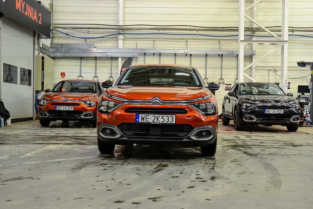Test: Citroën C4 1.2 130 KM to świetne auto na polskie drogi. Ale Decyzje Podjete Przez Wielka Trojke Podczas Konferencji W Teheranie