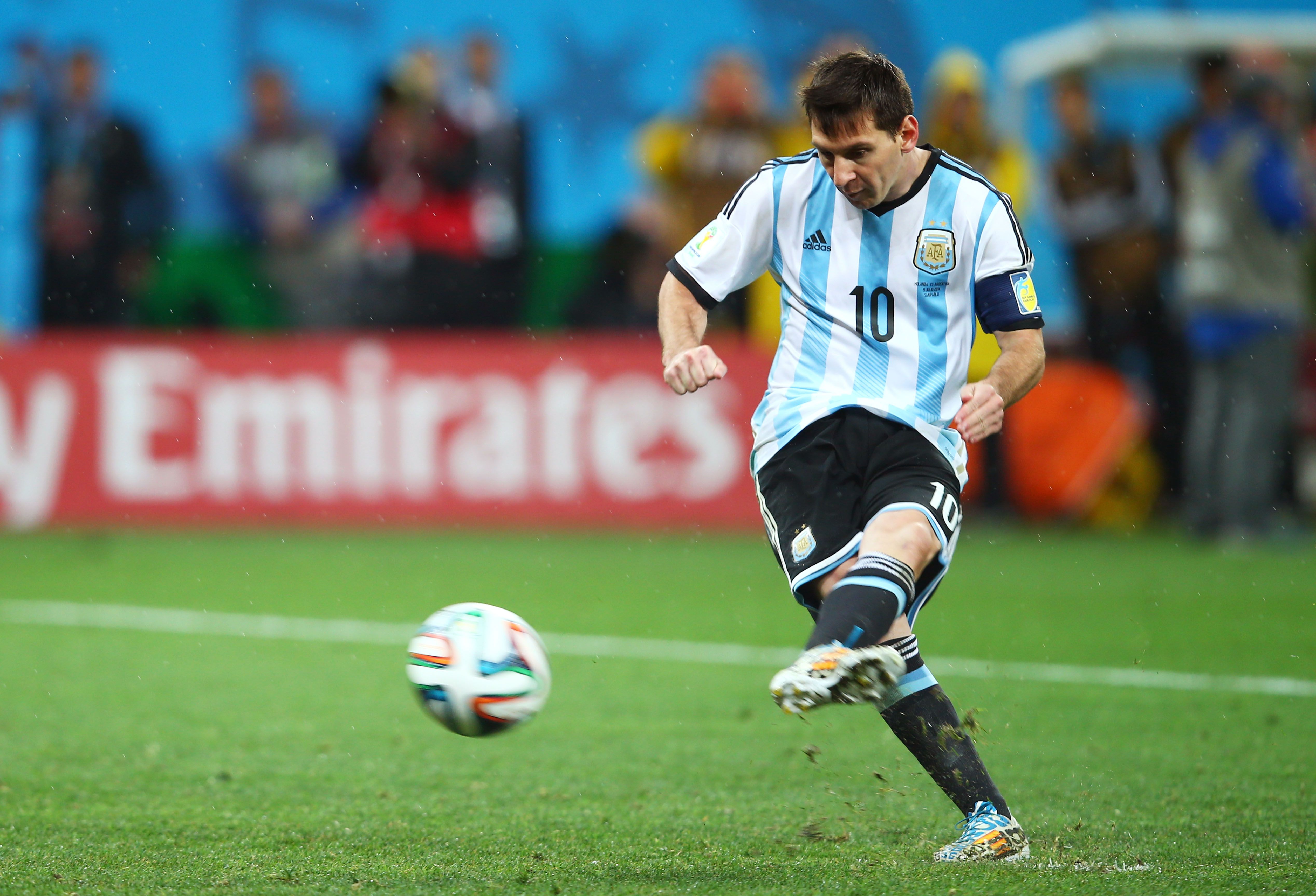 The 10 Best Soccer Players of All Time Who Is The World Best Football Player