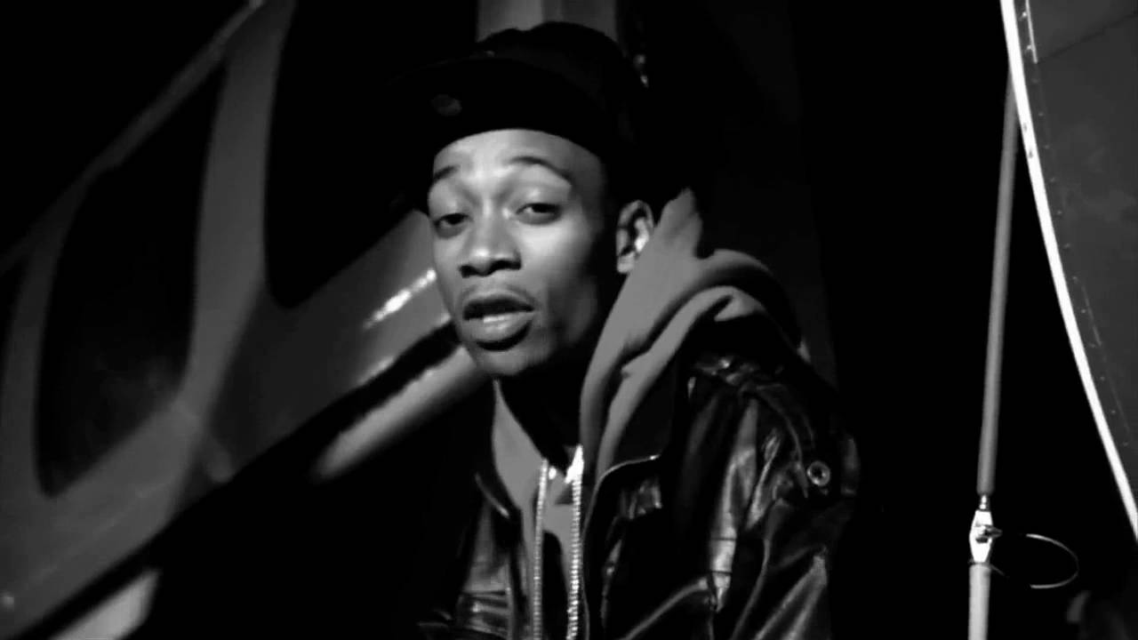 The Thrill - Walking on a Dream Remix - Wiz Khalifa - Music Video [HD Walking On A Dream Wiz