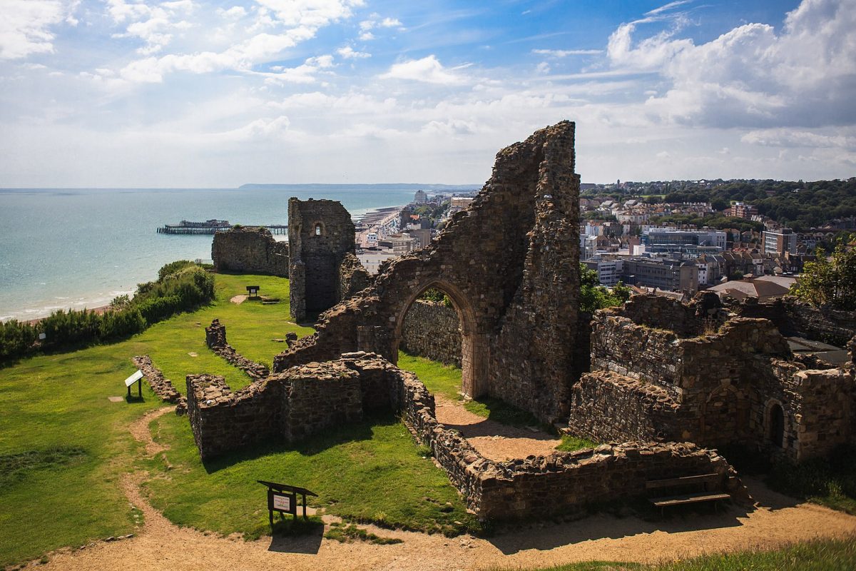 Things To Do In Hastings, England | TouristSecrets Hastings A Kościół I Misje W Afryce