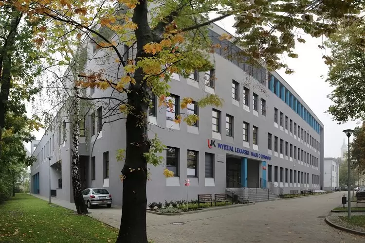 Uczelnia Uniwersytet Jana Kochanowskiego (UJK) w KielcachUczelnia Uniwersytet Jana Kochanowskiego W Kielcach Filia W Piotrkowie Trybunalskim