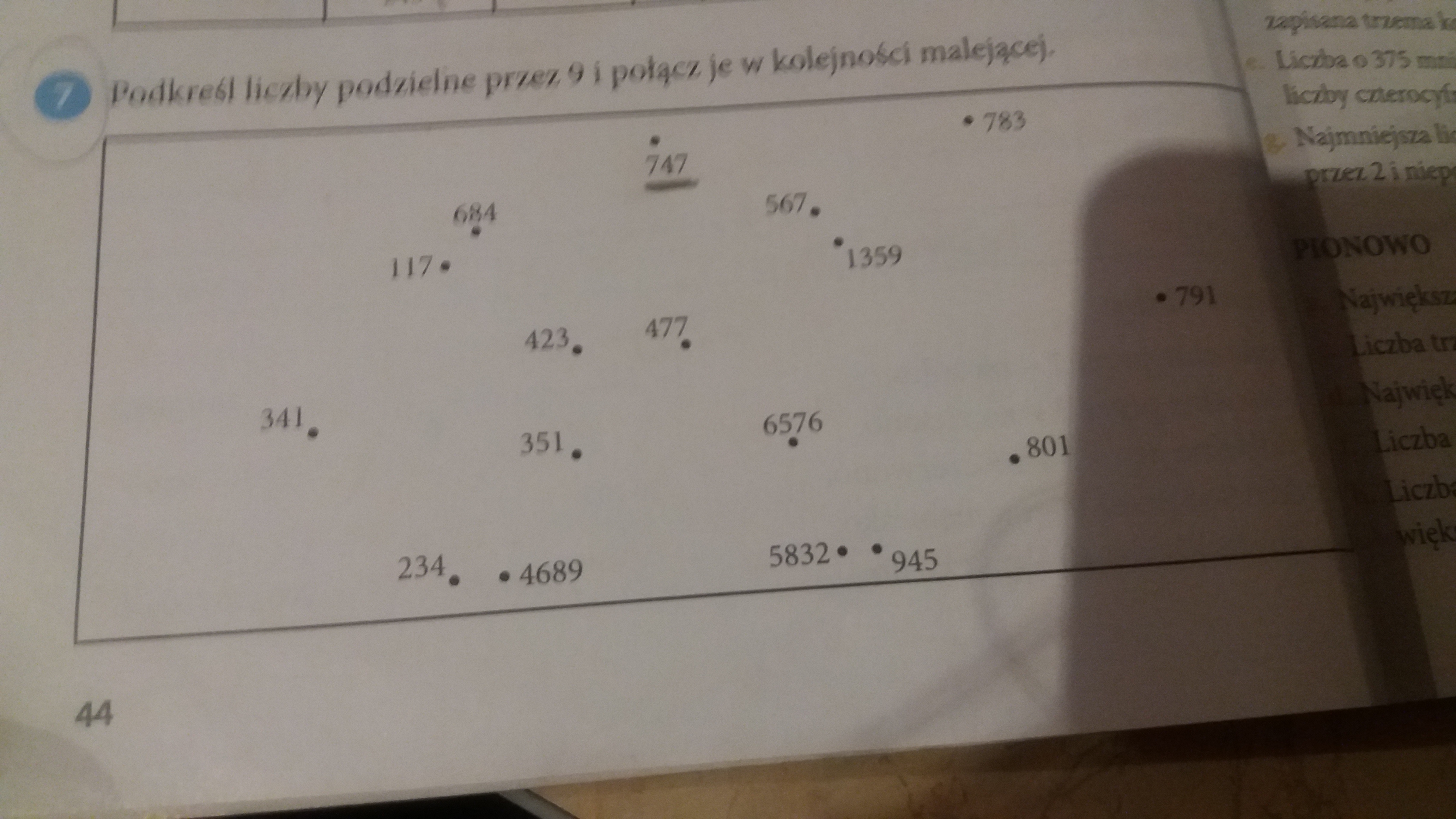 W Chmurce Sa Trzy Liczby Podzielne Przez 4 Wypisz Je