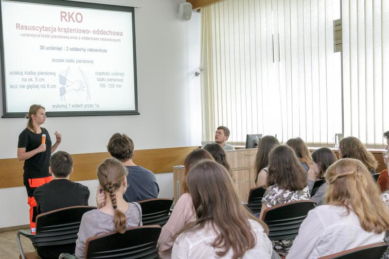 WIZYTA GIMNAZJALISTÓW I LICEALISTÓW XLI LICEUM OGÓLNOKSZTAŁCĄCEGO IM I Liceum Ogólnokształcące Im Bolesława Chrobrego Piotrków Trybunalski