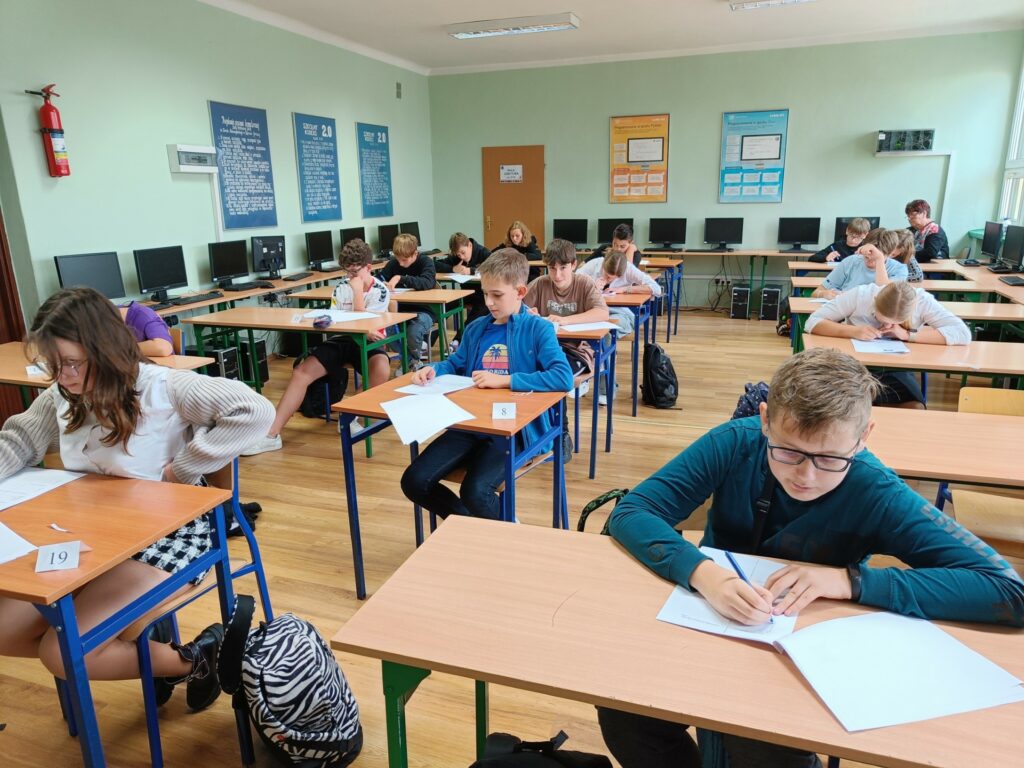 WOJEWÓDZKI KONKURS PRZEDMIOTOWY – JĘZYK POLSKI – Szkoła Podstawowa nr 10 Wojewódzki Konkurs Przedmiotowy Z Języka Polskiego Arkusze