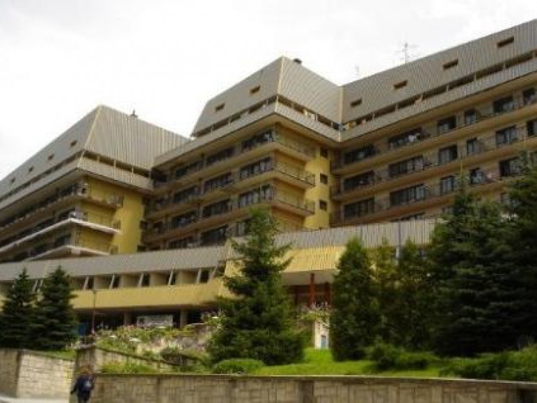 Wojskowy Szpital Uzdrowiskowy, ul. prof. Henryka Świdzińskiego 4 Przedsiębiorstwo Uzdrowiskowe Ustroń Sanatorium I Szpital Uzdrowiskowy Równica