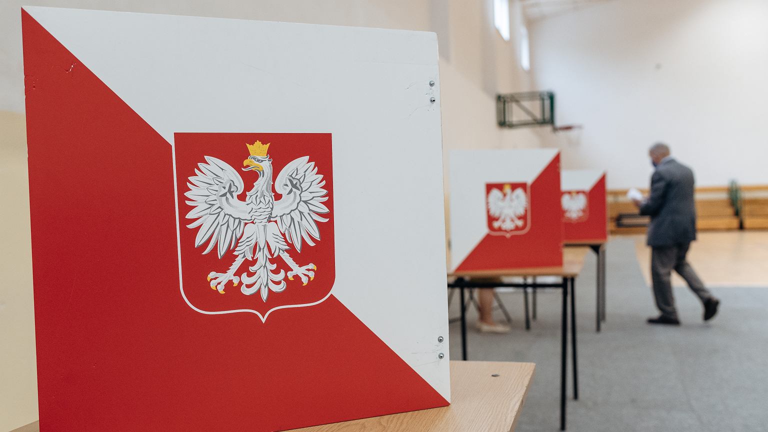 Wybory parlamentarne 2023. Kiedy odbędą się wybory do Sejmu i Senatu Wybory Do Sejmu Są Większościowe Czy Proporcjonalne