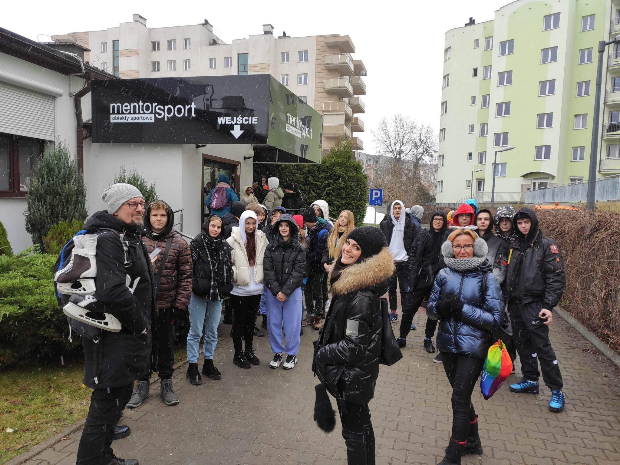 Wycieczka na lodowisko – Zespół Szkół nr 1 Centrum Kształcenia Szkola Specjalna W Aleksandrowie Kujawskim