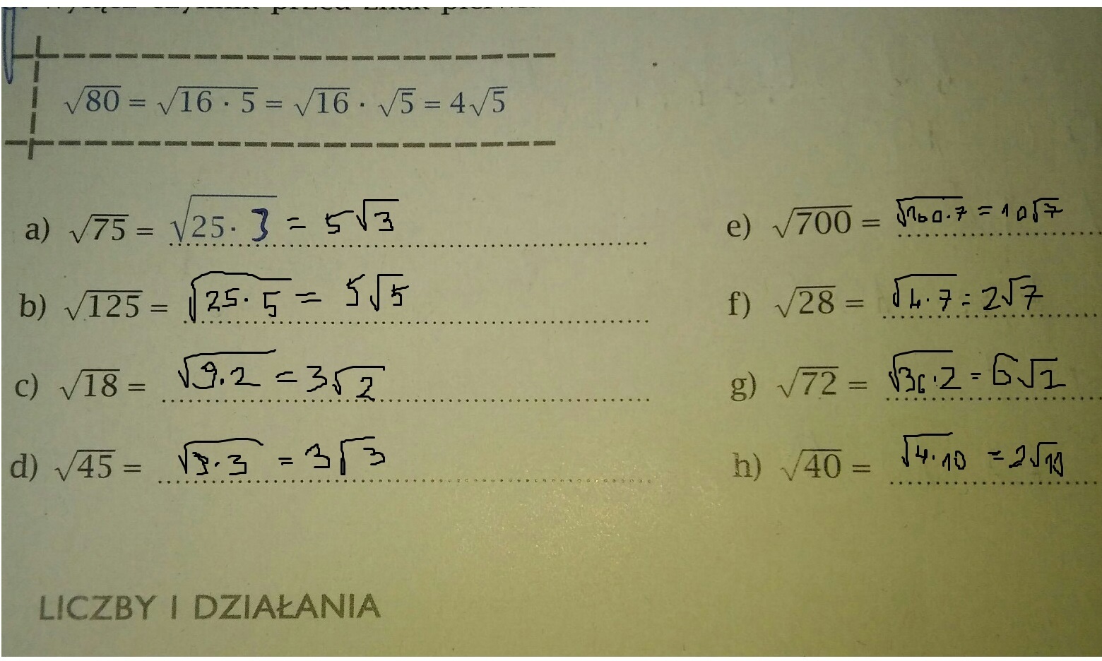 Wylacz Czynnik Przed Znak Pierwiastka Zad 6 Str 14