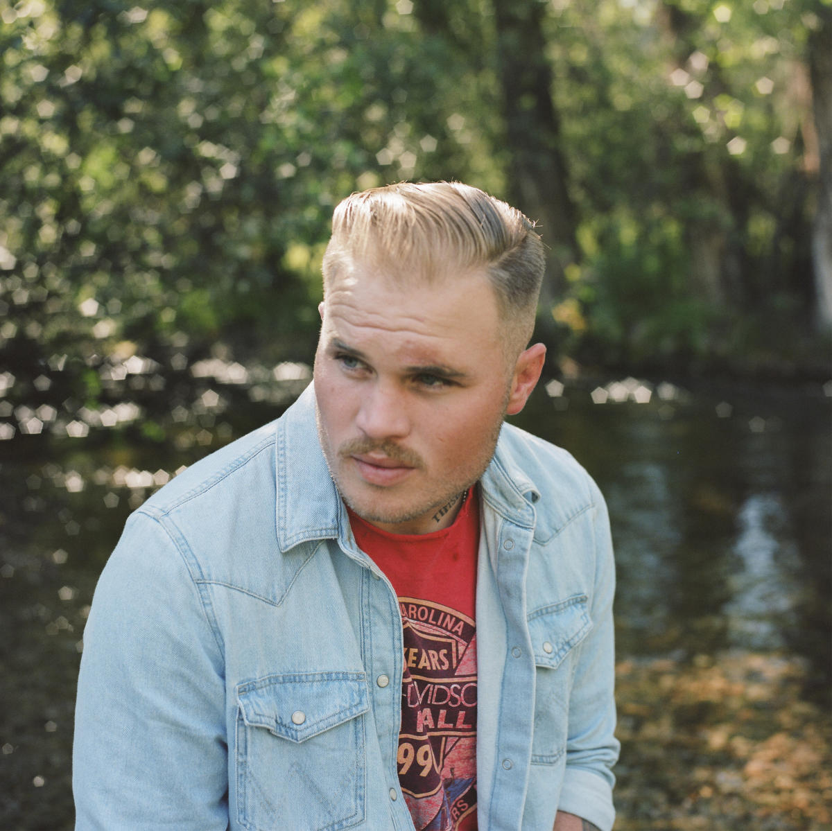 Zach Bryan Reveals Kacey Musgraves and Lumineers Make Featured Zachłystowe Zapalenie Płuc U Niemowląt