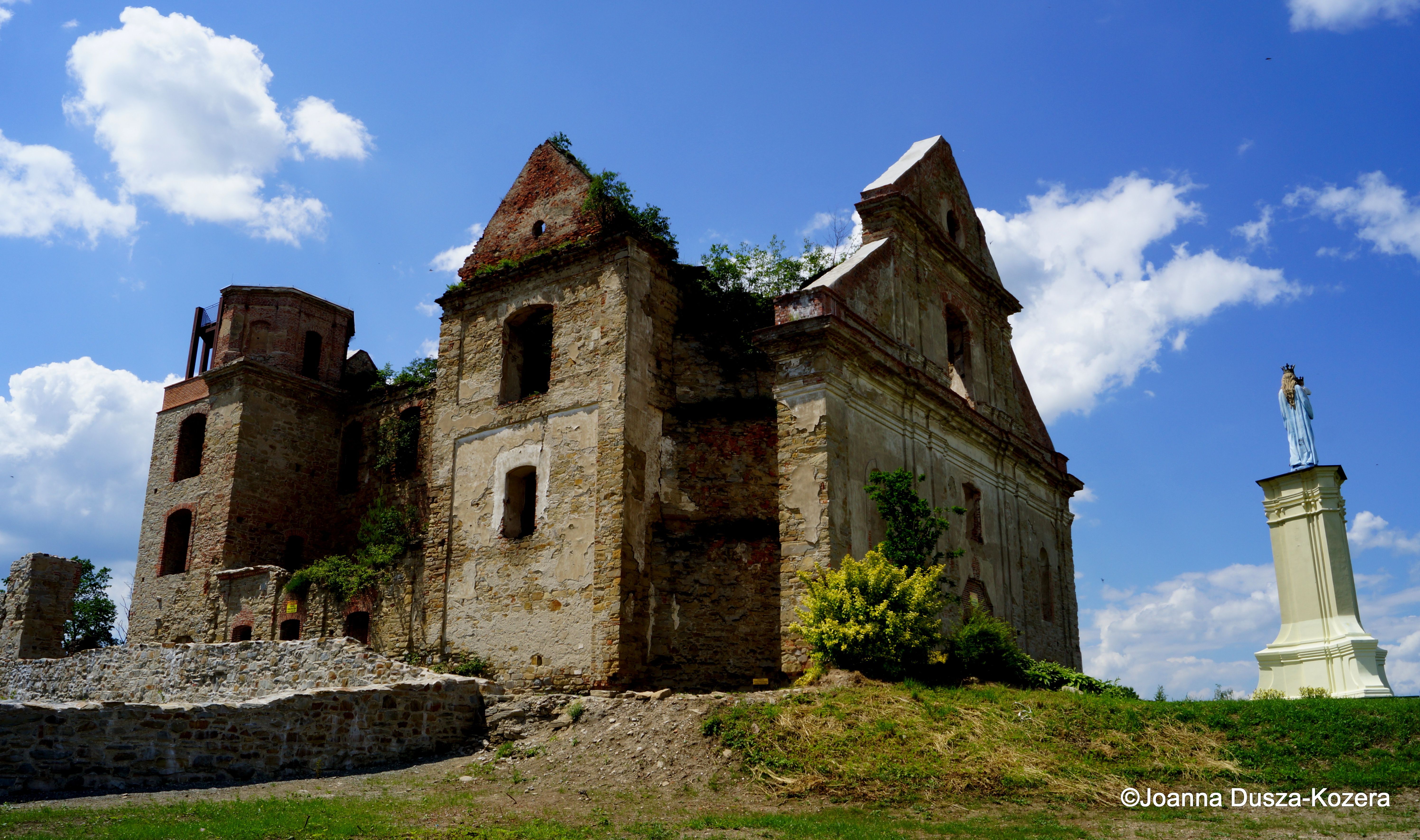 Zagórz - Klasztor Karmelitów Bosych. | Poland, National parks, Monument Klasztor Karmelitanek Bosych W Krakowie