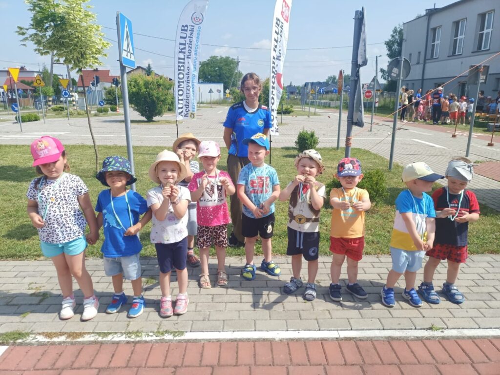 Zajęcia rowerowe – Publiczne Przedszkole nr 20 w Kędzierzynie-Koźlu Przedszkole Nr 8 Kedzierzyn Kozle