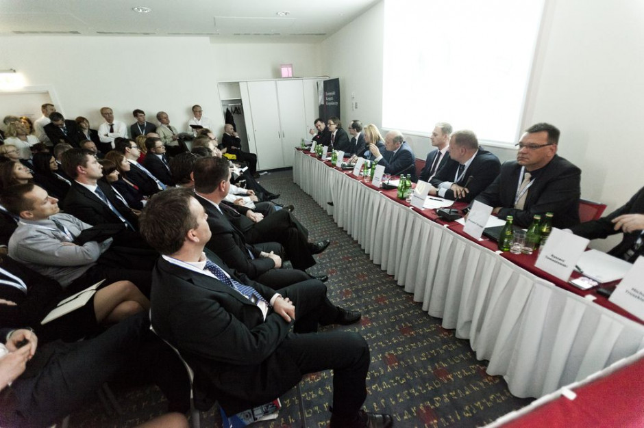Zdjęcia: EEC 2012: Rynek handlu detalicznego i hurtowego w Polsce Raport Z Badania Rynku Hurtowego Obrotu Lekami W Polsce