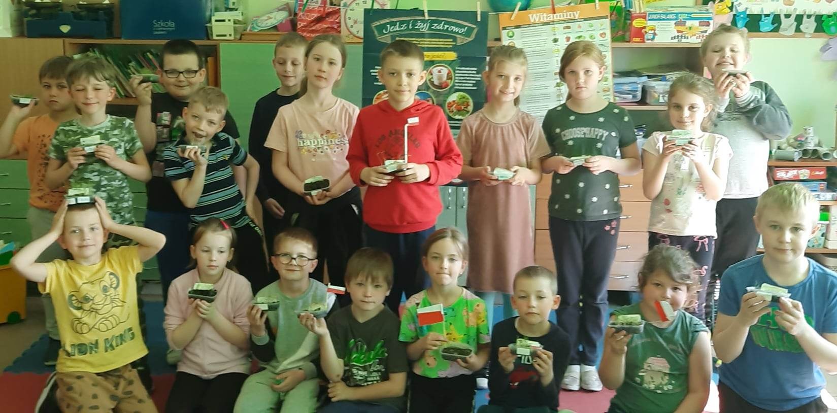 Zespół Szkolno - Przedszkolny w Dobrzyniewie Dużym, ul. Szkolna 14 Zespół Szkolno Przedszkolny W Dobrzyniewie Dużym