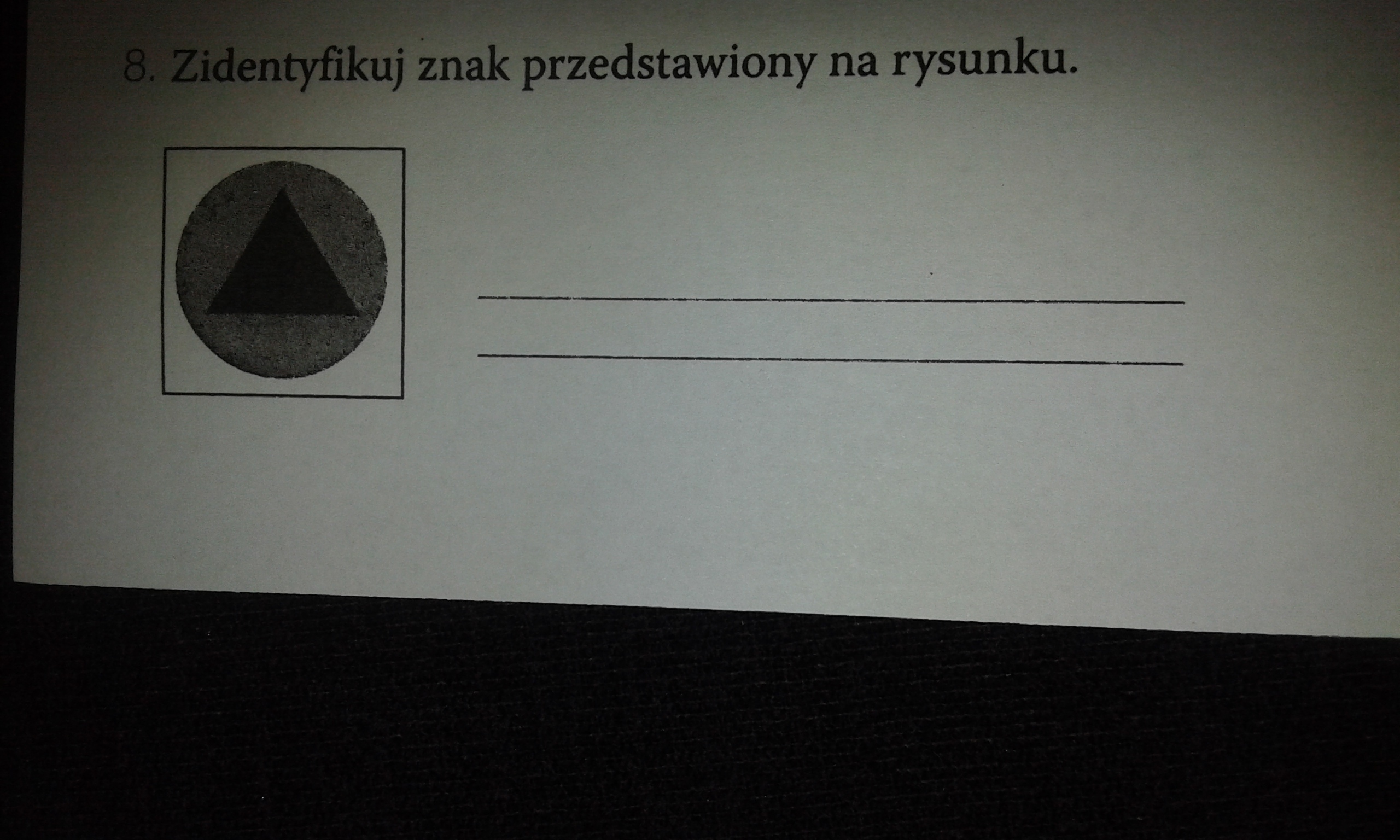 zidentyfikuj znak przedstawiony na rysunku - Brainly.pl Wyjasnij Dlaczego Slynny Naukowiec Zostal Przedstawiony Na Rysunku Jako Malpa