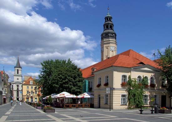 Zielona Góra | Poland | Britannica.com Kuria Diecezjalna Zielonogórsko Gorzowska Zielona Góra