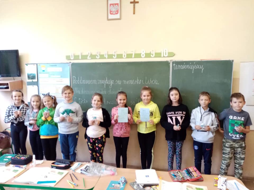 Szkoła Podstawowa W Białej Drugiej
